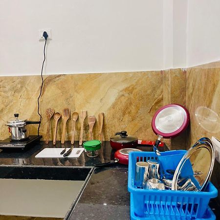 Amrita Residency Villa Varanasi Eksteriør bilde