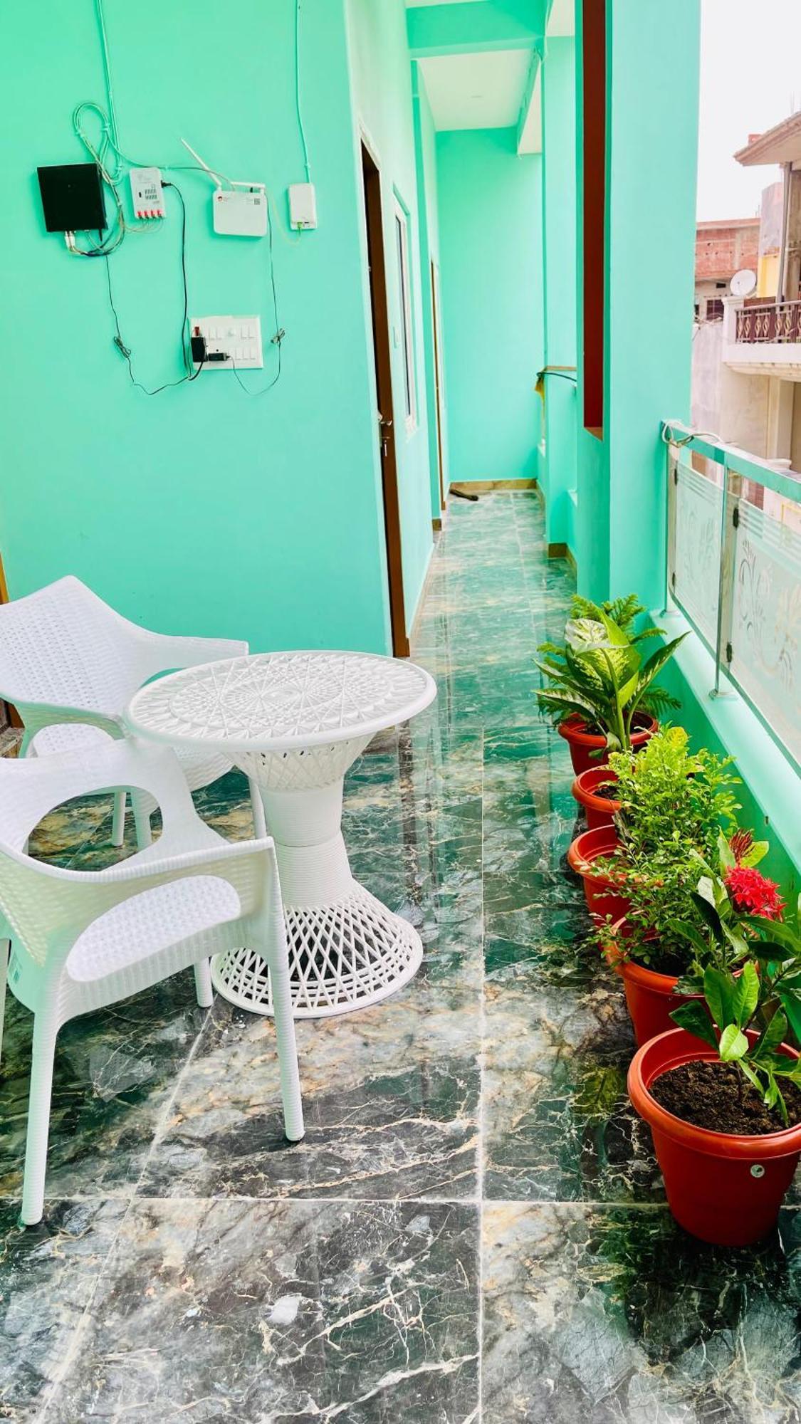 Amrita Residency Villa Varanasi Eksteriør bilde