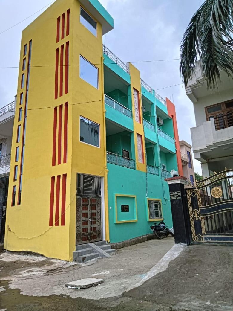 Amrita Residency Villa Varanasi Eksteriør bilde